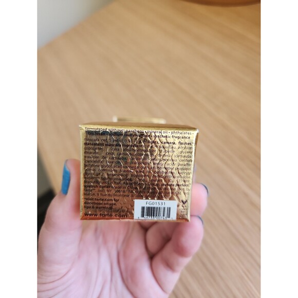 Tarte "Strike a Pose" Gold Limited Edition Statement Lash Set NIB - Picture 5 of 6